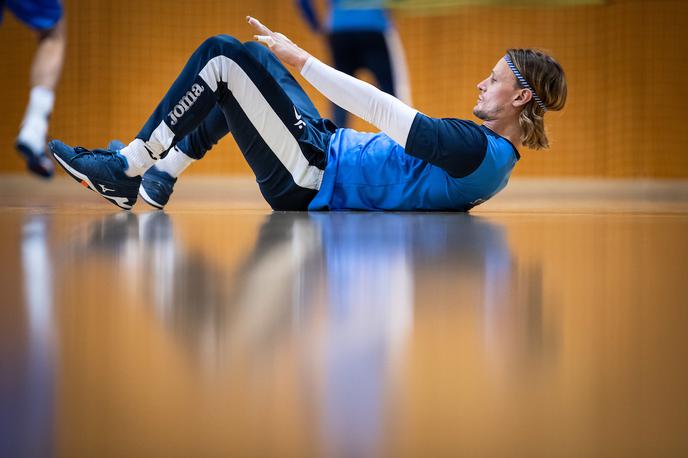 slovenska rokometna reprezentanca trening Jure Dolenec | Jure Dolenec bo drugič v svoji karieri nastopil na olimpijskih igrah. | Foto Blaž Weindorfer/Sportida