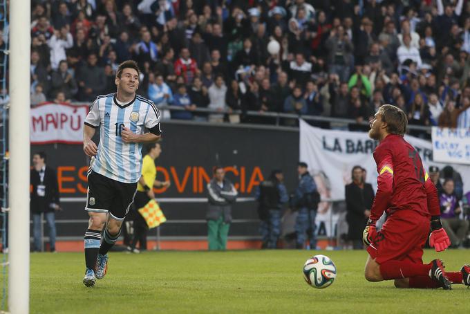 Ko je debitiral za Slovenijo, je njegovo mrežo zatresel tudi Lionel Messi. | Foto: Guliverimage/Vladimir Fedorenko