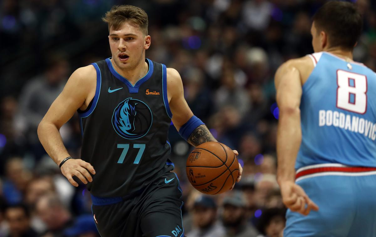 Luka Dončić | Luka Dončić je proti Sacramento Kings prikazal odlično predstavo, a ostal praznih rok. | Foto Getty Images