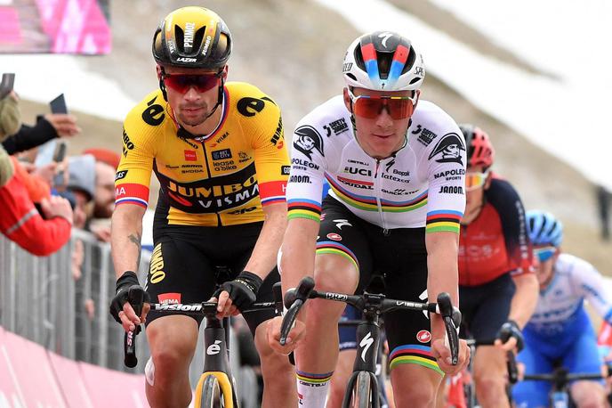 Remco Evenepoel Primož Roglič | Na Vuelti se obeta nov spopad Remca Evenepoela in Primoža Rogliča. | Foto Reuters