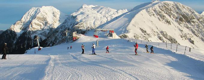 Na Krvavcu odštevajo dneve do začetka sezone. (Foto: RTC Krvavec). | Foto: 