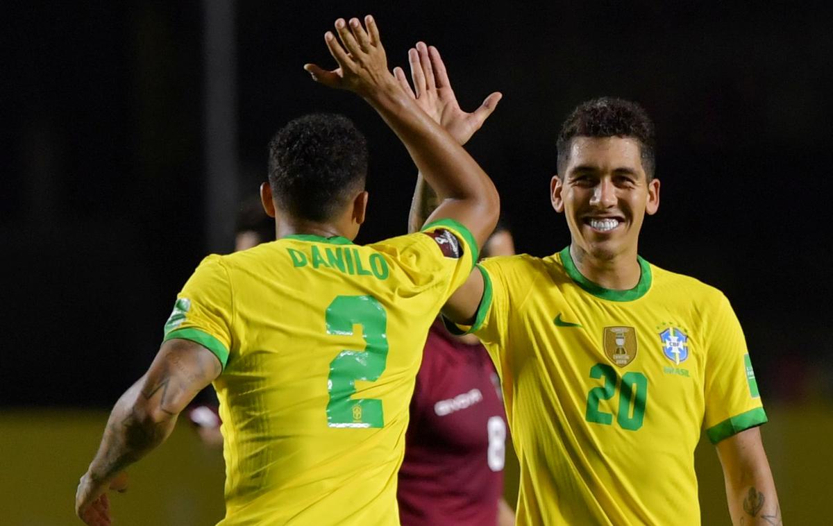 Firmino | Firminho je z golom za 1:0 rešil ugled Brazilije. | Foto Reuters