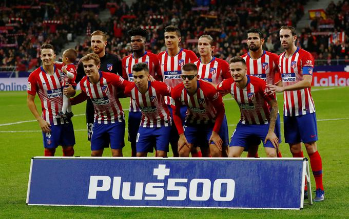 Atletico v španskem prvenstvu za vodilno Barcelono zaostaja le točko. Takoj po reprezentančnem premoru sledi veliki derbi, saj bodo Katalonci 24. novembra gostovali pri Oblaku in druščini.  | Foto: Reuters