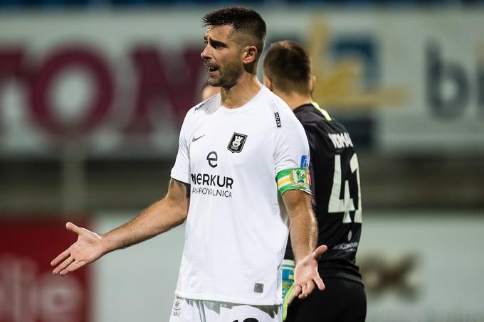 Olimpija je v zadnjem krogu Prve lige Telekom Slovenije remizirala v Celju (2:2) in padla na tretje mesto. | Foto: Grega Valančič/Sportida