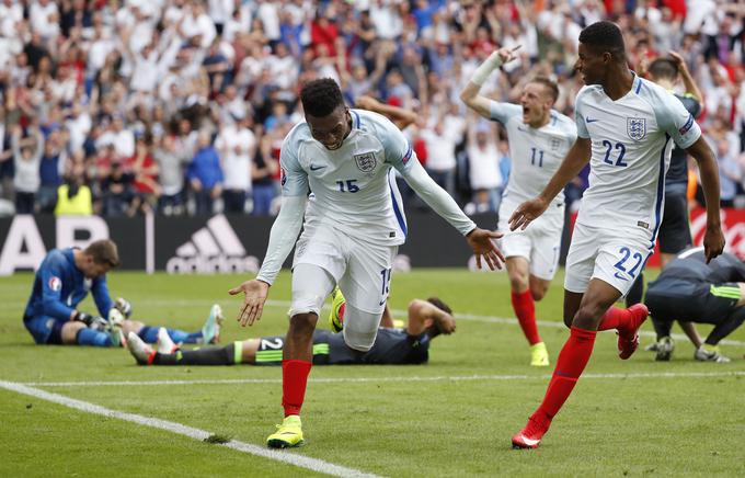 Daniel Sturridge je zadel v sodnikovem podaljšku in odločil britansko bitko v Lensu, | Foto: 