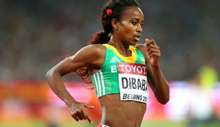 Dibaba zaradi poškodbe izpustila debi, ki bi ji dal odgovore