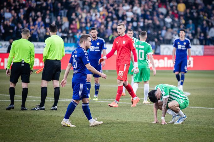 Po zadnjem večnem derbiju je bilo veliko govora o sojenju. | Foto: Blaž Weindorfer/Sportida