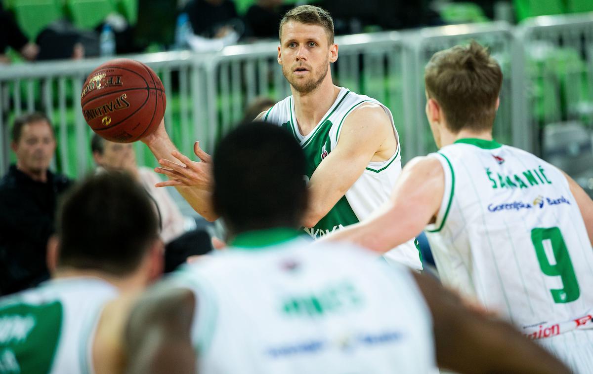 DP: Petrol Olimpija - Krka | Krka in Petrol Olimpija sta zabeležili zmagi, ki jima lahko dajeta samozavest. | Foto Vid Ponikvar