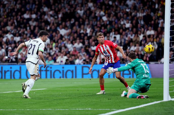 Atletico Madrid Real Madrid Brahim Diaz Jan Oblak | Brahim Diaz je v 20. minuti premagal Jana Oblaka in Real povedel v vodstvo. | Foto Reuters