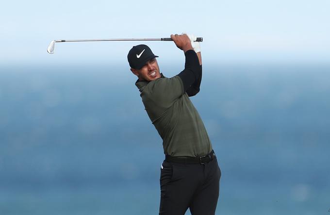 Brooks Koepka brani naslov v Farmingdalu. | Foto: Reuters