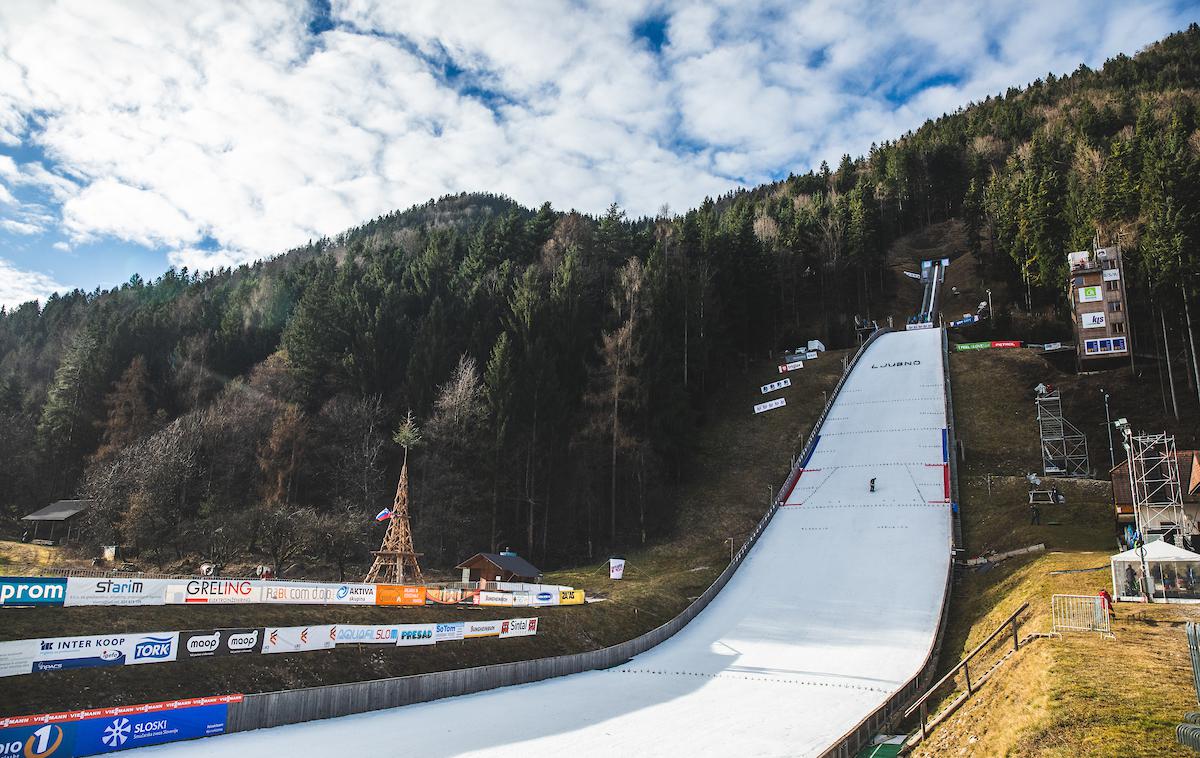 Ljubno 2020 | Ljubno bo konec leta gostilo Silvestrsko turnejo, v prihodnjih sezonah pa najverjetneje z Avstrijci sogostitelj novoletne ženske skakalne turneje. | Foto Matic Ritonja/Sportida