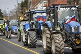 Protestni shod Sindikata kmetov Slovenije. Traktor, kmet, protest.