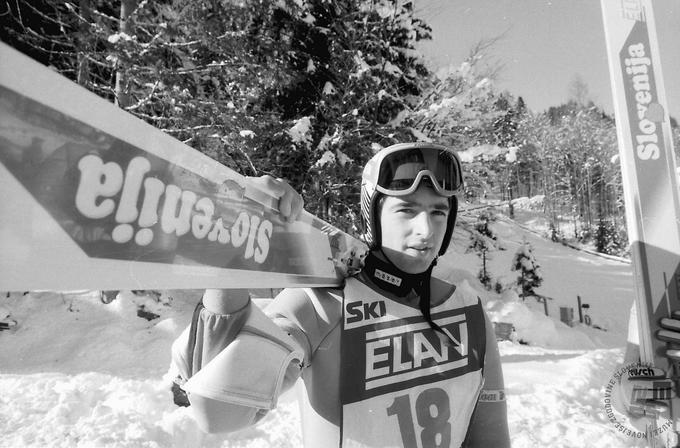 Petek v Planici, decembra 1990. | Foto: Nace Bizilj, hrani Muzej novejše zgodovine Slovenije