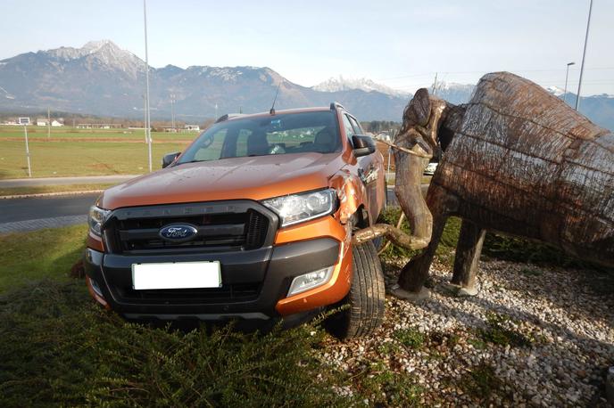 mamut | Foto policija