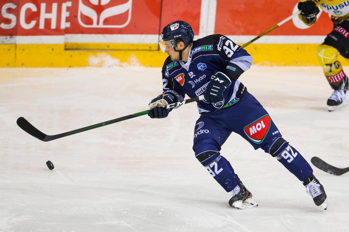 Tridesetletni napadalec za Fehervar igra že četrto sezono. Prvi cilj je končnica, si pa Kuralt želi, da bi letos naredili korak naprej. Še nikoli se niso uvrstili v polfinale. | Foto: Guliverimage/Vladimir Fedorenko