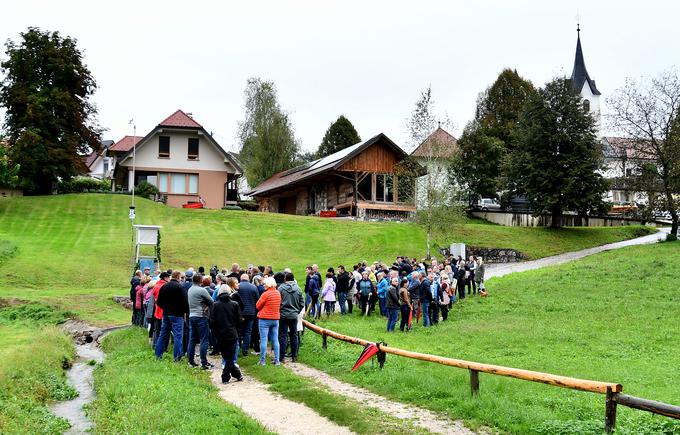 Odprtje vremenske postaje | Foto: Egon Cokan