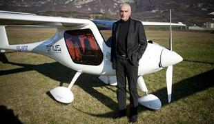 Vandali napadli Pipistrel: "Ivo, pojdi domov"