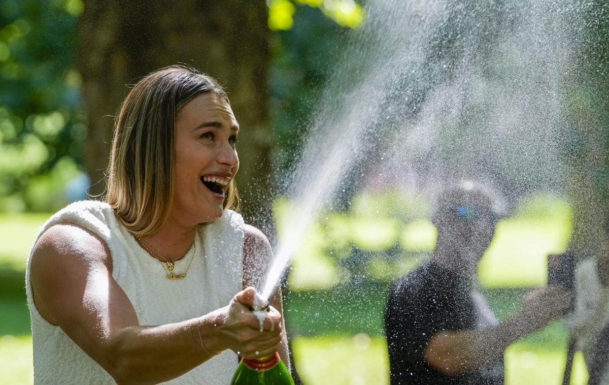 Arina Sabalenka | Arina Sabalenka ima v svoji vitrini dve lovoriki za grand slam. Trenutno je druga igralka sveta, bila pa je že tudi na prve mestu lestvice WTA. | Foto Guliverimage