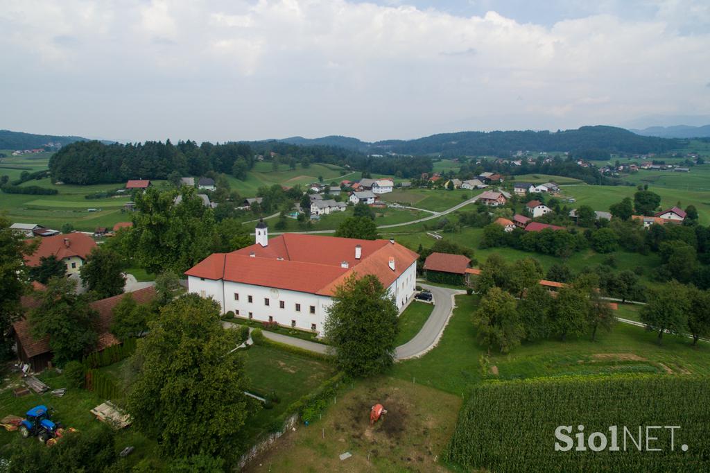 grad Tuštanj