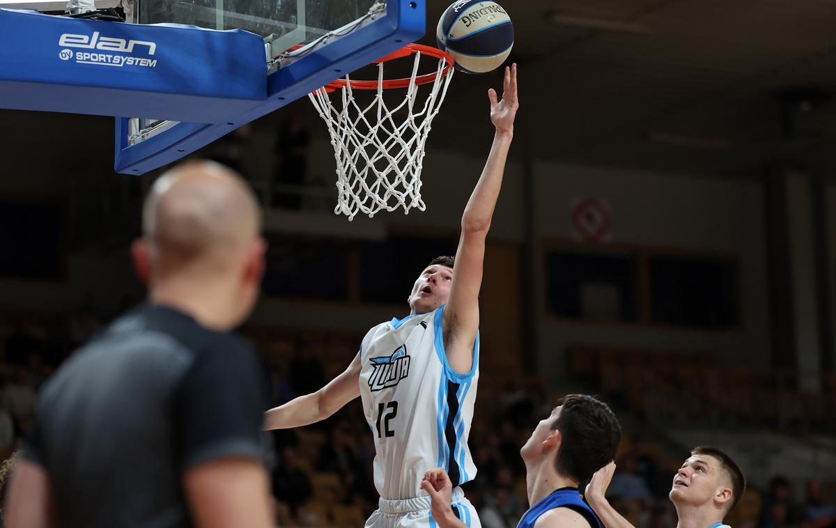 Sergej Macura Ilirija | Sergej Macura bo oblekel dres Mege. | Foto Aleš Fevžer