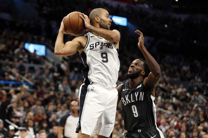 Tony Parker | Devetice pri San Antonio Spurs ne bo nosil nihče več. | Foto Reuters