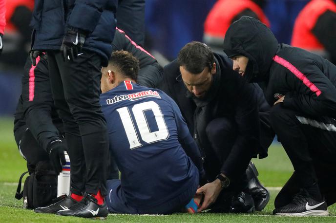 Neymar | Neymar se je poškodoval na tekmi francoskega pokala proti Strasbourgu. | Foto Reuters