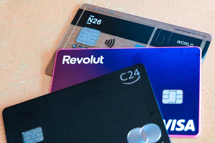 neobanke, Revolut, N26 | Tako Revolut, ki ima sedež v Litvi, kot N26, ki ima sedež v Nemčiji,  imata polno bančno licenco, kar pomeni, da so regulirane in da so depoziti komitentov do sto tisoč evrov zajamčeni. | Foto Guliverimage