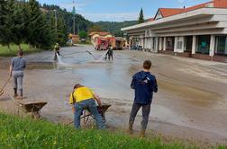 Veliko zanimanja za povračilo plač zaradi odpravljanja posledic po poplavah