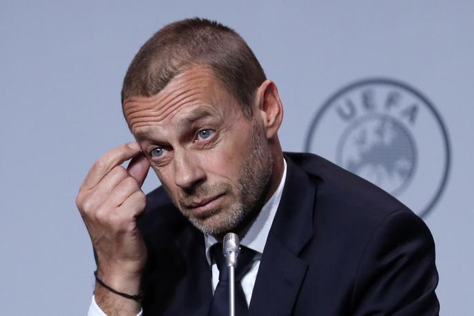 Aleksander Čeferin | leksander Čeferin je v pogovoru za italijanski časnik La Repubblica dejal, da Uefa intenzivno preučuje vse možnosti za nadaljevanje tekmovanja, v primeru nadaljnje širitve pandemije novega koronavirusa pa ne izključuje niti konca nogometne sezone 2019/20. | Foto Reuters