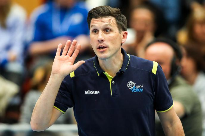 GEN-I Volley Nova KBM Branik | Vasjo Samca Lipicerja je na klopi GEN-I Volleyja zamenjal Tilen Kozamernik | Foto Matic Klanšek Velej/Sportida