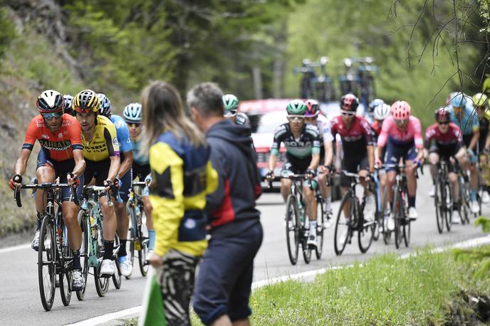 Primož Roglič Giro | Primož Roglič je danes končal v skupini s favoriti, ki je zaostala minuto in 54 sekund, in zadržal drugo mesto skupno. | Foto Giro/LaPresse