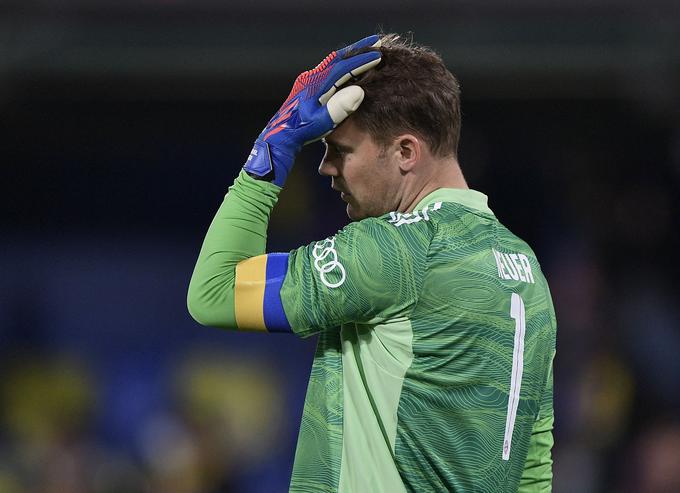 Manuel Neuer v tej sezoni ne bo več mogel pomagati Bayernu med vratnicama. | Foto: Guliverimage/Vladimir Fedorenko