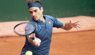 Federer se je vrnil s porazom, Williamsovi se tudi v Parmi ni izšlo