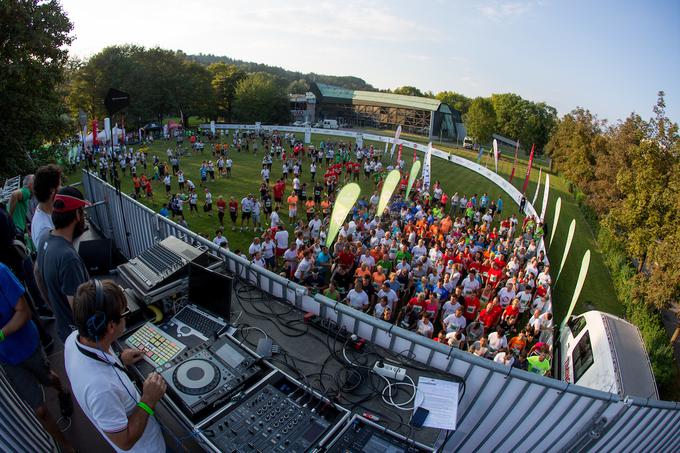 Ptičji pogled na poslovno-tekaški dogodek v Tivoliju. | Foto: Matic Klanšek Velej/Sportida