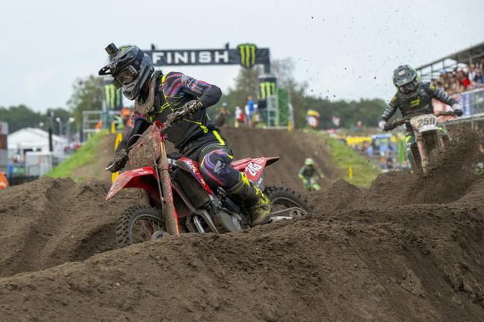 Tim Gajser letos na dirkah ni bil slabši kot četrti, kar 13-krat je končal na zmagovalnem balkonu. | Foto: Honda Racing/ShotbyBavo