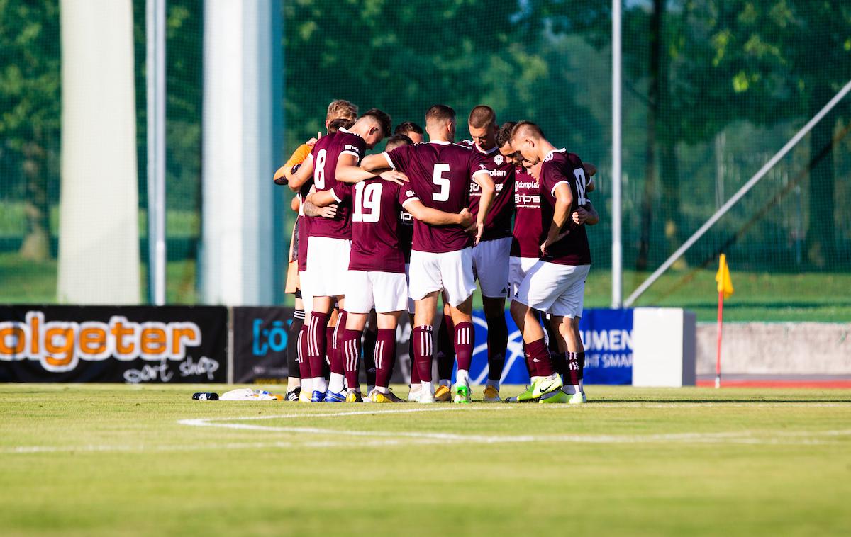 Nk triglav | Triglav je po zmagi v Velenju zdaj sam na vrhu. | Foto Luka Vovk/Sportida