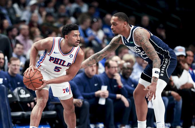 Še januarja sta bila soigralca pri Dallasu, tokrat pa sta se pomerila med seboj in bila najboljša strelca svojih ekip. Quentin Grimes je dosegel 28, PJ Washington Jr. pa 29 točk. | Foto: Reuters