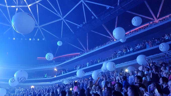 Vsak si je želel enega od velikih balonov, a ujeli so jih lahko le redki srečneži. | Foto: Metka Prezelj