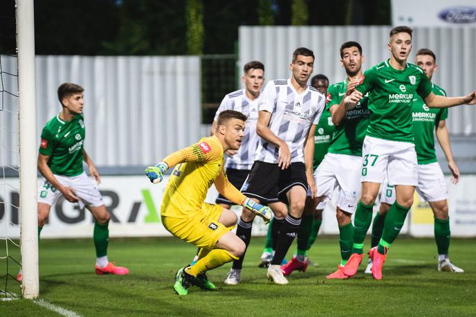 Mura Olimpija | Nejc Vidmar je imel v Fazaneriji ogromno dela in se zelo izkazal. | Foto Blaž Weindorfer/Sportida