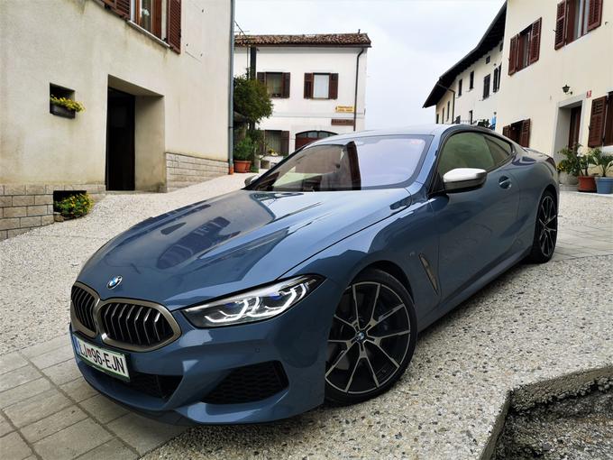 BMW serije 8 je resnično poseben avtomobil. Vozili smo bencinsko gnano različico 850i xDrive, prihodnje leto pa sledi še agresivnejši M8. | Foto: Gregor Pavšič