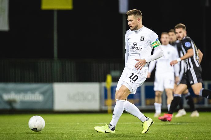 Timi Max Elšnik | Timi Max Elšnik je tudi mladi reprezentant Slovenije. | Foto Blaž Weindorfer/Sportida