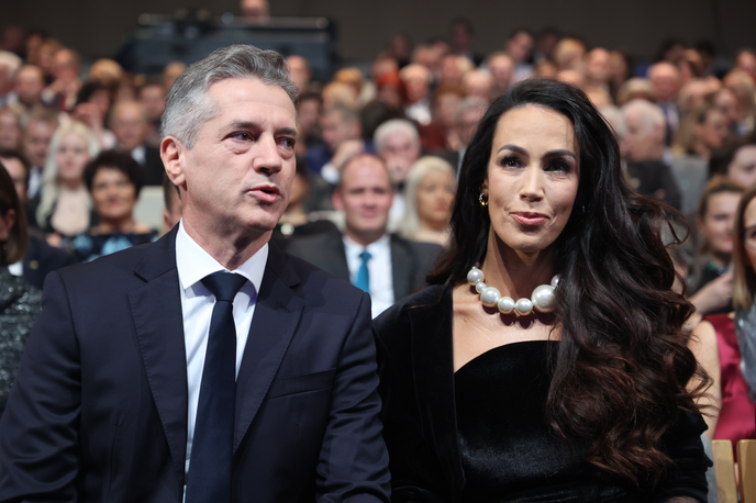 Tina Gaber in Robert Golob | Premier Robert Golob in Tina Gaber na državni proslavi pred dnevom samostojnosti in enotnosti. | Foto Vlada Republike Slovenije/Bobo