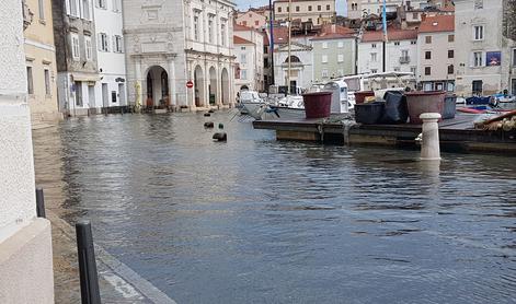 Alarm: konec tedna prinaša veter, dež in poplavljanje morja