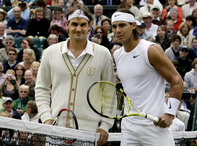 Roger Federer in Rafael Nadal leta 2008 v Wimbledonu. Švicar in Španec sta v letih njunega rivalstva postala velika prijatelja. | Foto: Guliverimage