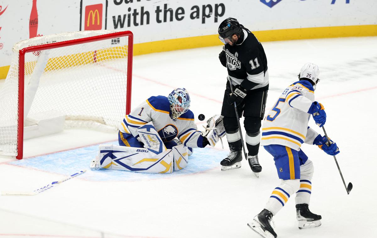 Anže Kopitar Los Angeles Kings | Anže Kopitar s soigralci ni našel poti do mreže. | Foto Reuters