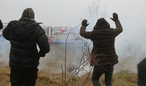 Poljska vlada podprla ukinitev pravice do azila