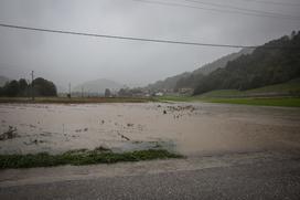 Visoka voda, poplave, dež, padavine.