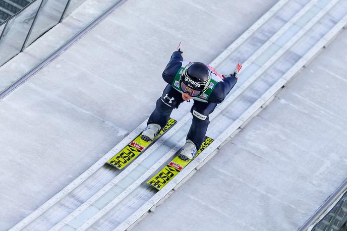 Peter Prevc | Peter Prevc se je z ekipo uvrstil na peto mesto, na nedeljski posamični tekmi v Lahtiju pa ga ne bomo videli. | Foto Sportida