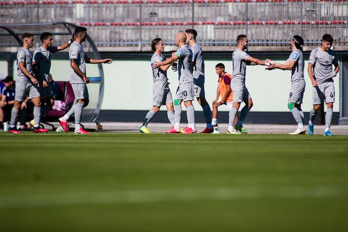 NK Triglav NK Olimpija | Olimpija je po spektakularni tekmi v Kranju prišla do zelo pomembnih treh točk v boju za naslov prvaka. | Foto Grega Valančič/Sportida