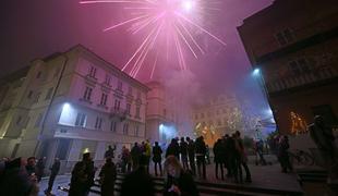 Desettisoči na ulicah: tako se je proslavljalo po Sloveniji #video